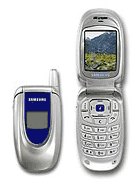 Mobilni telefon Samsung E105 - 