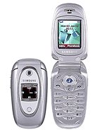 Mobilni telefon Samsung E330 - 