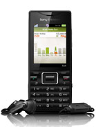 Mobilni telefon Sony Ericsson Elm cena 90€