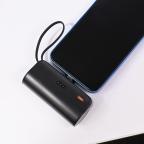 Power bank prenosiva baterija privezak 5000mAh fast lightning crna slika 3