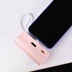 Power bank prenosiva baterija privezak 5000mAh fast lightning roze slika 3