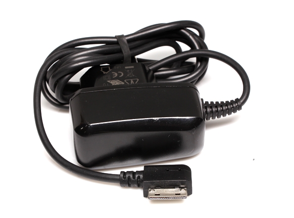 Kucni punjac za Sagem 226 cena 2000 din slika