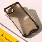 Maska Torbica Honeycomb za iPhone 14 Plus 6.7 crna cena 1000 din slika