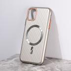 Maska Torbica Magsafe Stripe za iPhone 11 6.1 siva cena 2500 din slika